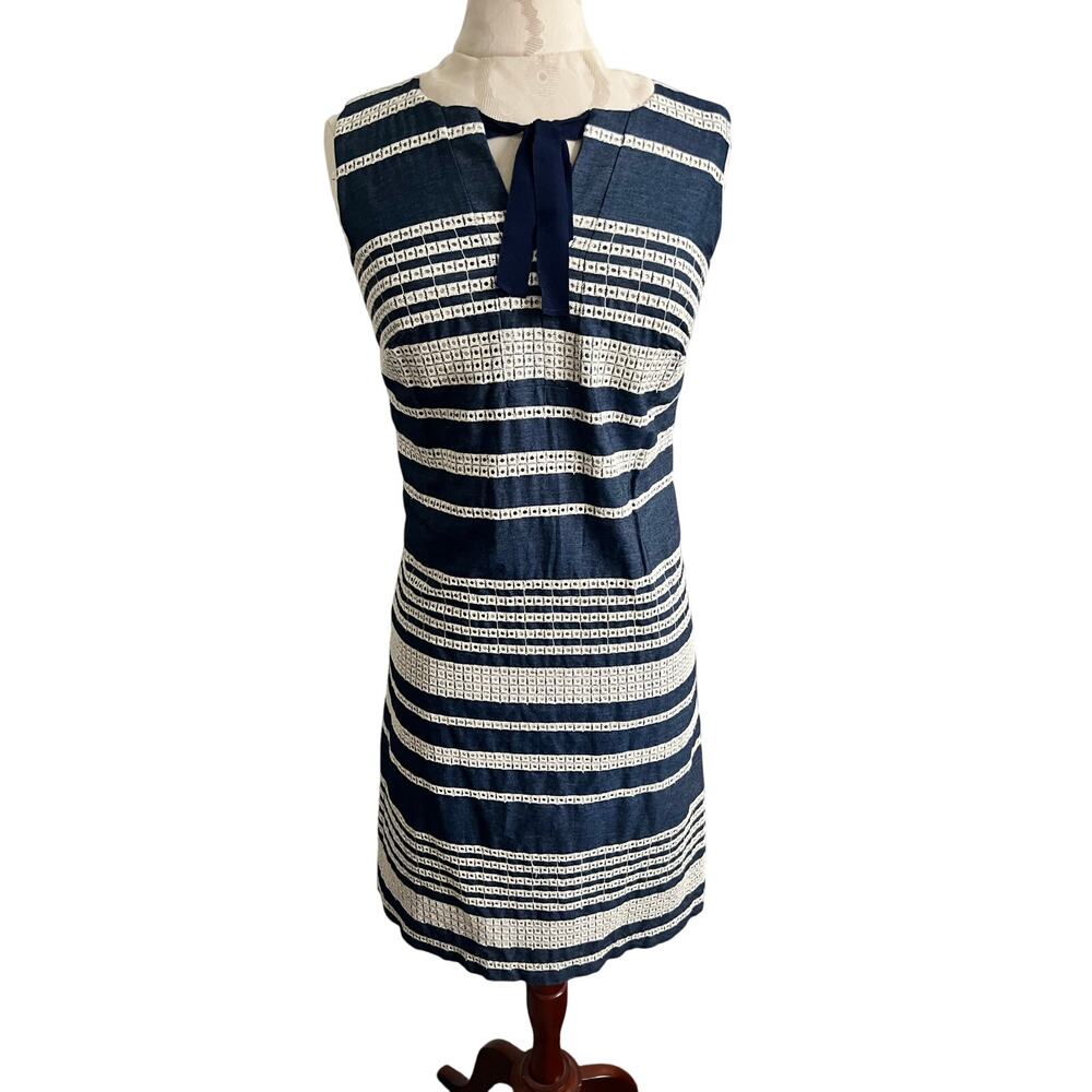 Karl Lagerfeld Paris Sleeveless Striped Knee Length Shift Dress Size 0
